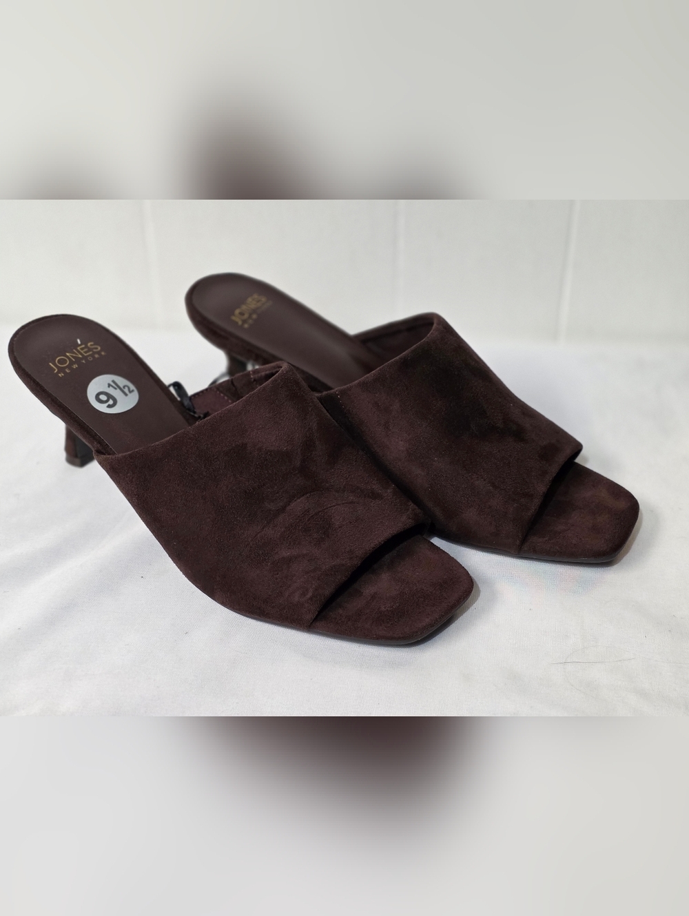Jones New York Marlinda Womens Size 9.5 Brown Suede Open-Toe Kitten Heels